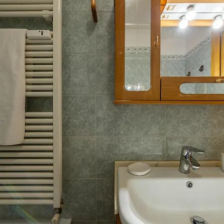 Le Ginestre - Relax E Vista Montagna - Cour 0248 Appartement