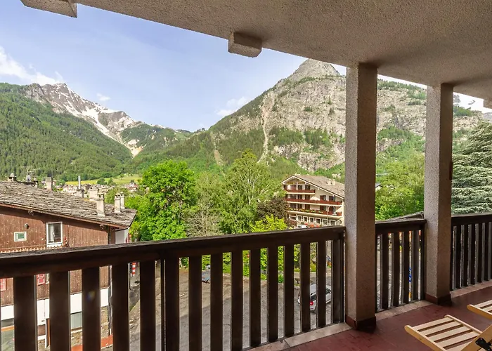Appartamento Le Ginestre - Relax E Vista Montagna - Cour 0248 *