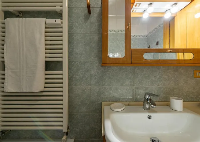 Le Ginestre - Relax E Vista Montagna - Cour 0248 Appartamento